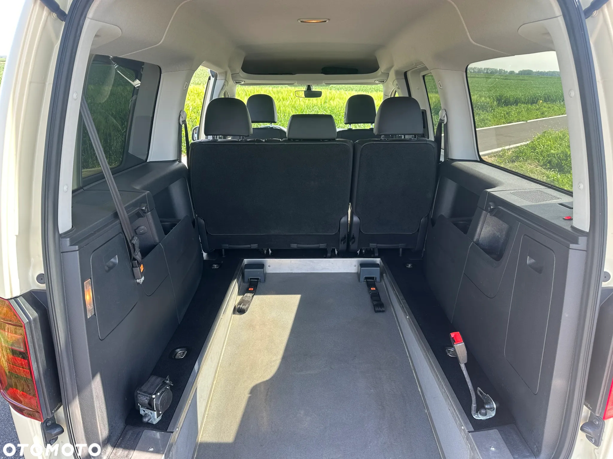 Volkswagen Caddy - 11