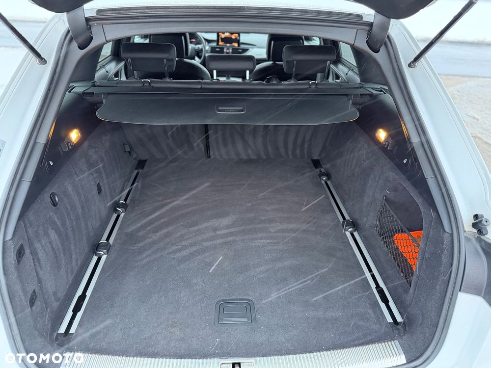 Audi A6 Avant 3.0 TDI quattro S tronic - 29