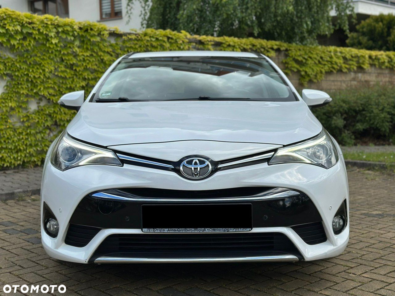 Toyota Avensis Touring Sports 1.8 Edition S+ - 11