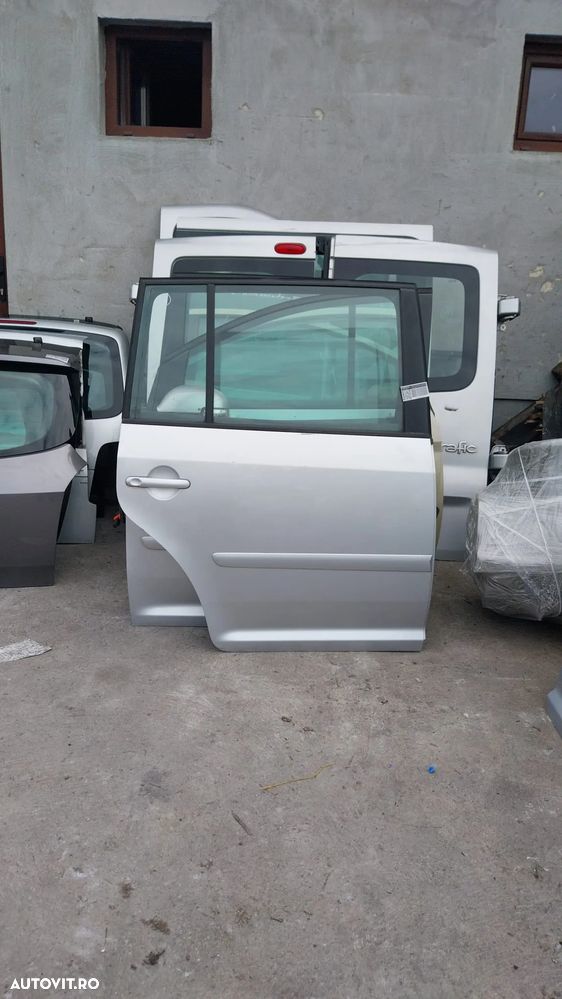 VAND USA DREAPTA SPATE PENTRU VOLKSWAGEN TOURAN 2003-2010 - 1