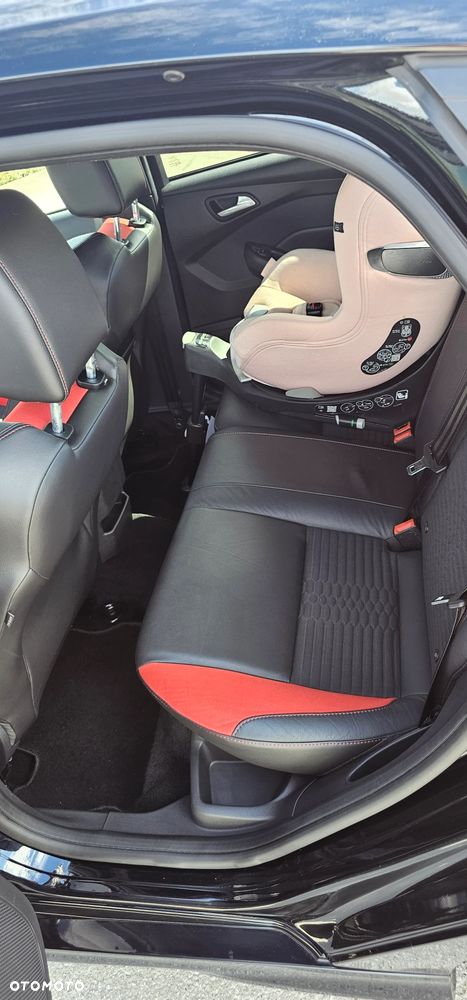 Ford Focus - 10