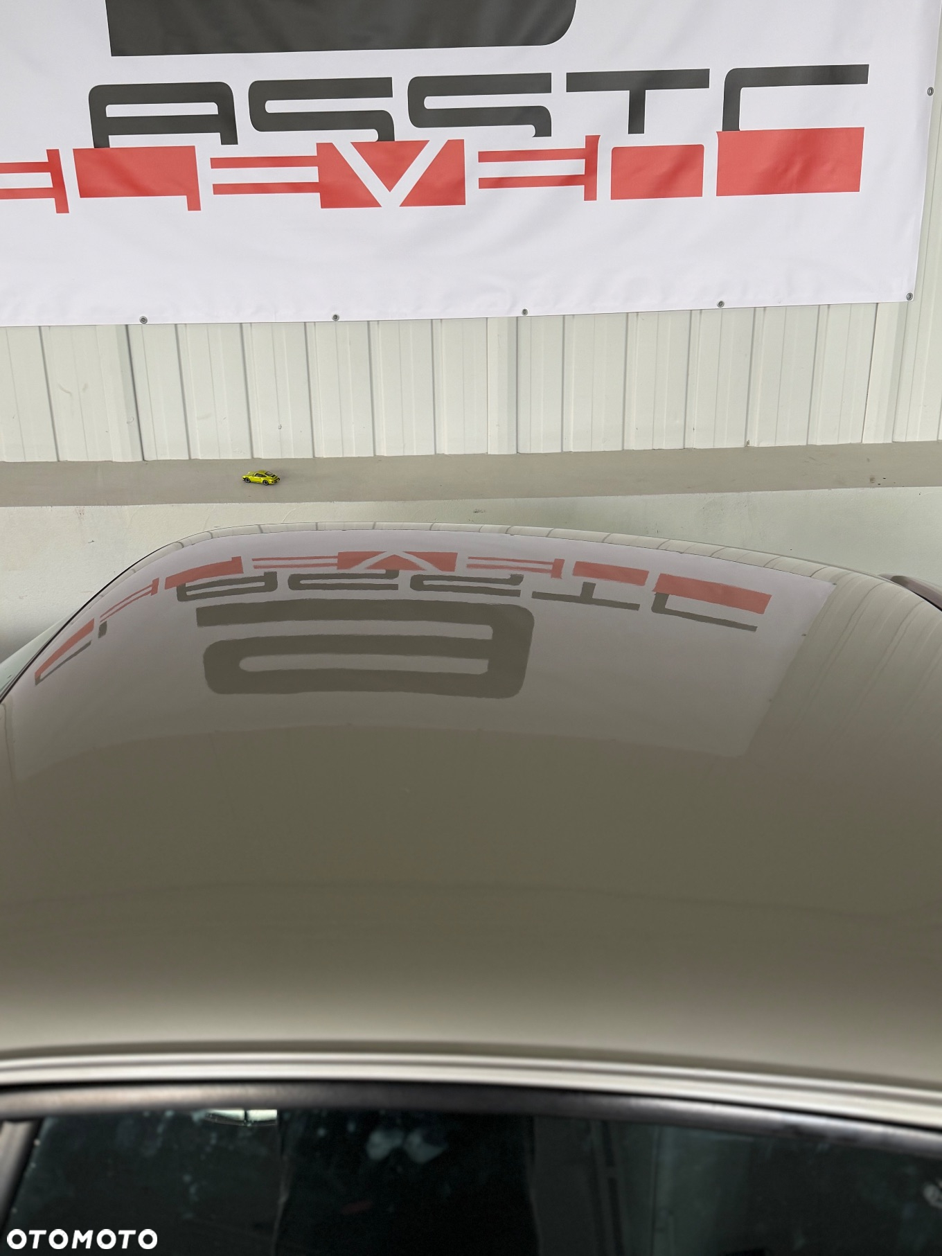 Porsche 911 Carrera 2 - 4