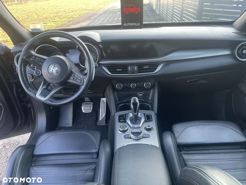 Alfa Romeo Stelvio 2.2 16V AT8 Q4 Sprint - 13