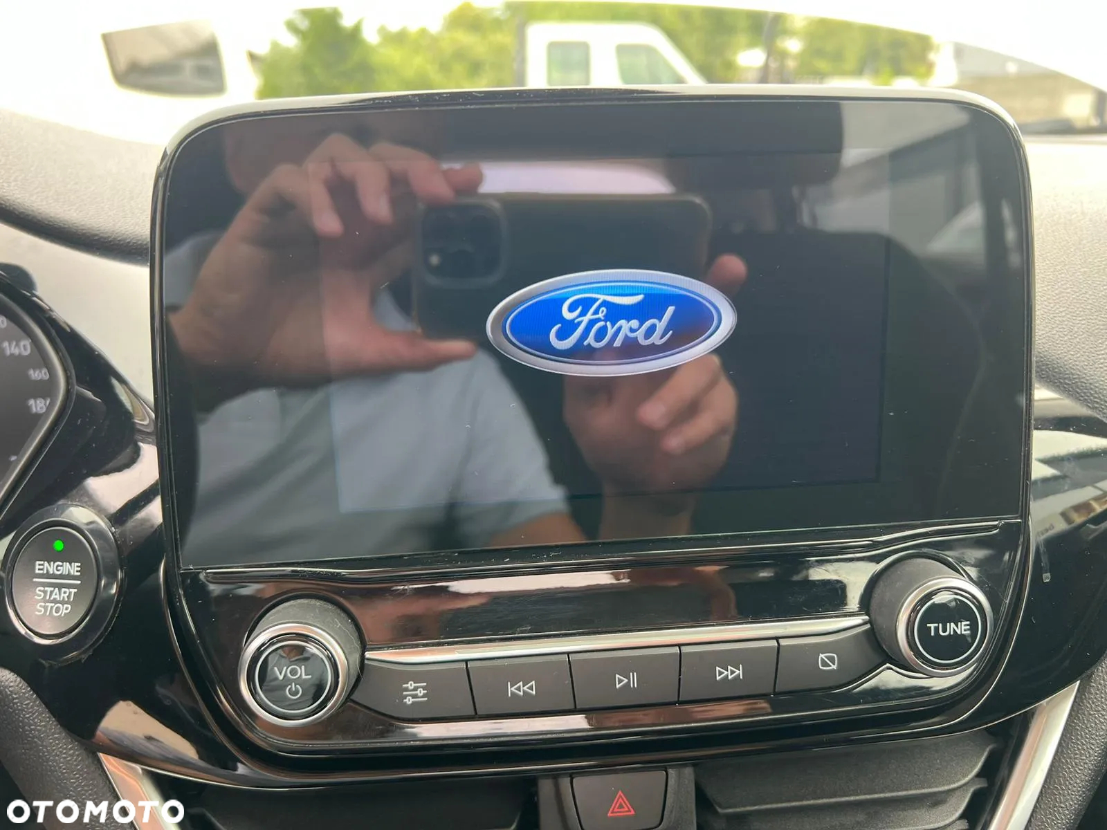 Ford Fiesta 1.0 EcoBoost S&S TITANIUM - 22