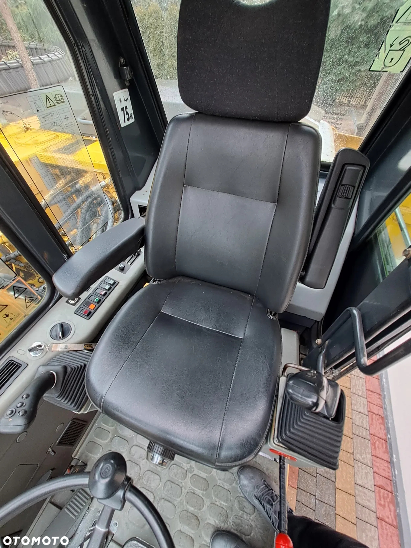 Komatsu PW=130ES-6K - 7