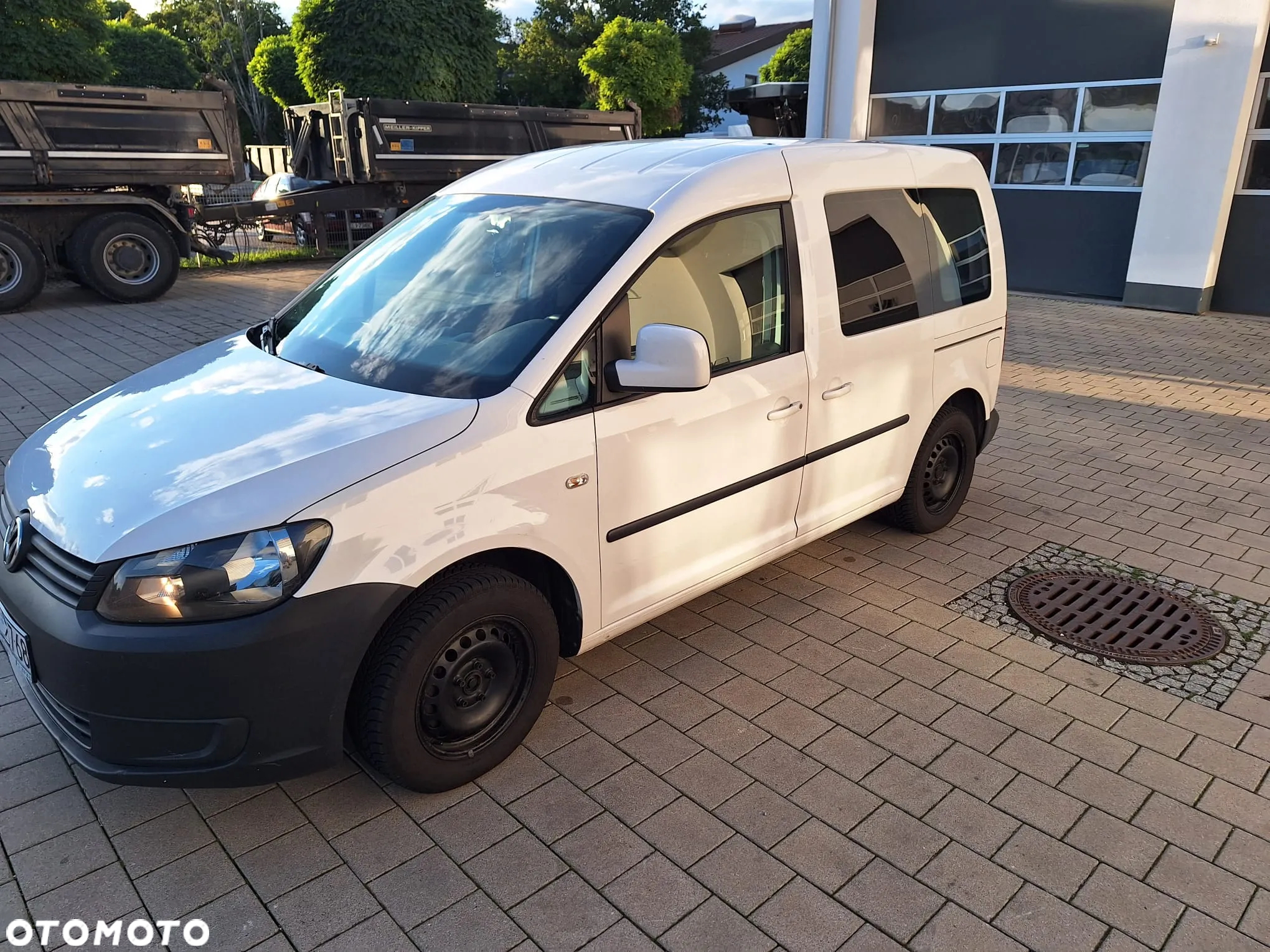 Volkswagen Caddy 1.6 TDI Comfortline - 2