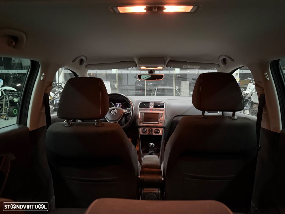 VW Polo 1.4 TDi Confortline - 9