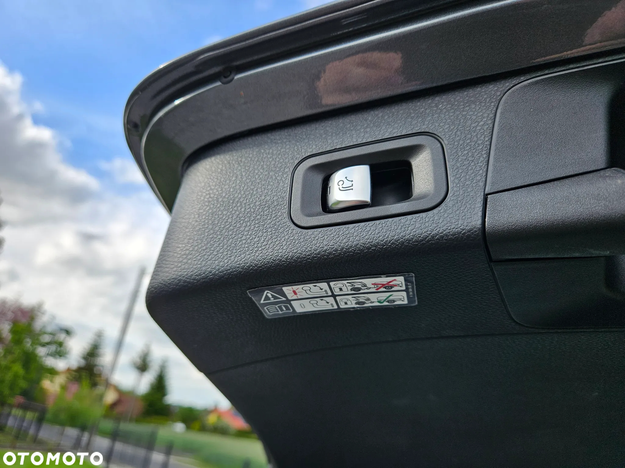 Mercedes-Benz Klasa C 220 d T 9G-TRONIC Exclusive - 34