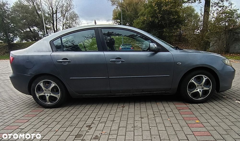 Mazda 3 - 5