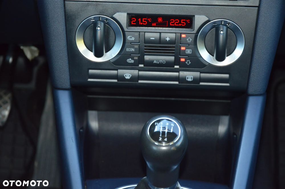 Audi A3 Sportback 1.6 Ambition - 28
