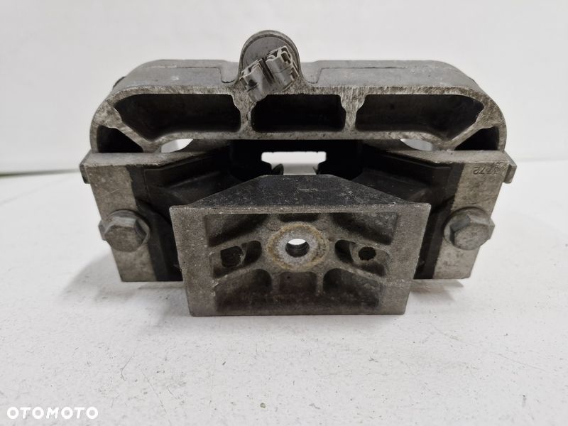 RENAULT MASTER III 3 LIFT IV 4 2.3 DCI ŁAPA PODPORA PODUSZKA SILNIKA 112225095R - 3