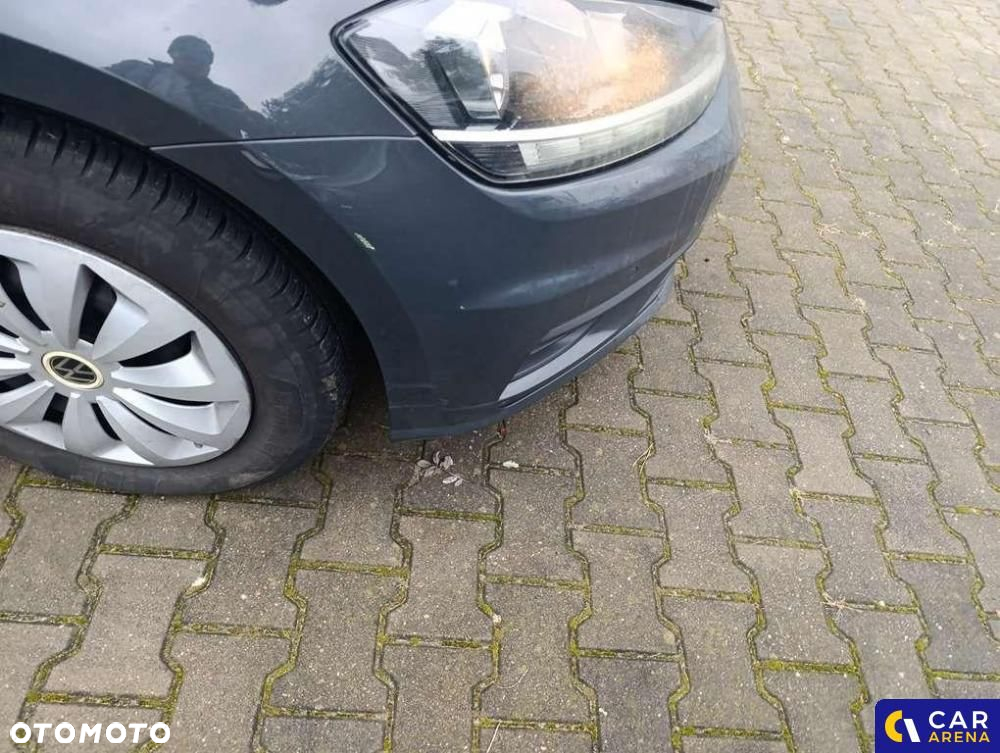 Volkswagen Golf - 29