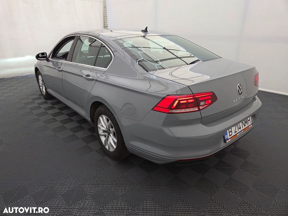 Volkswagen Passat 2.0 TDI DSG Comfortline - 2