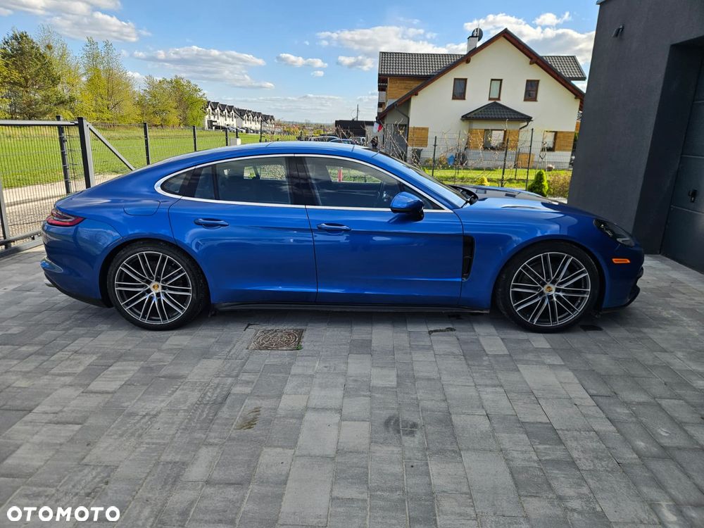 Porsche Panamera 4S - 2