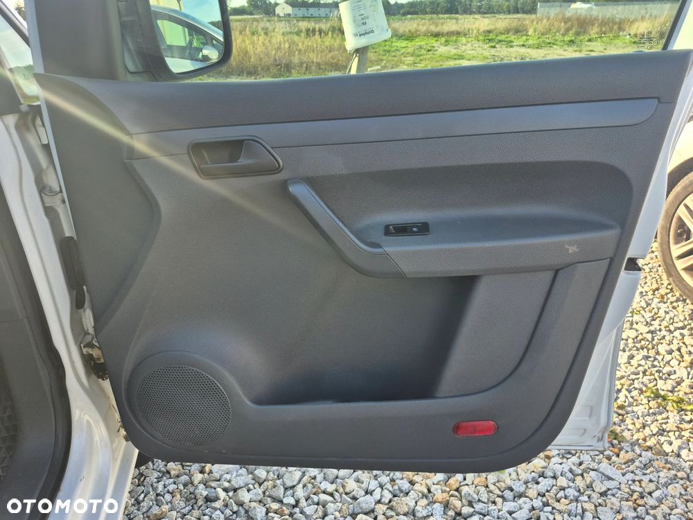 Volkswagen Caddy - 9