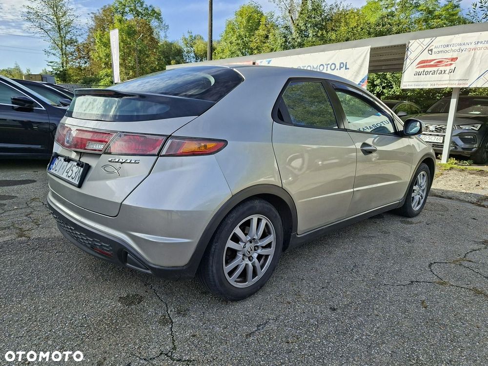 Honda Civic 1.4 Comfort - 11