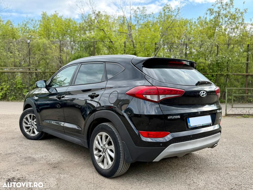 Hyundai Tucson 2.0 CRDI 4WD 6MT Style - 4