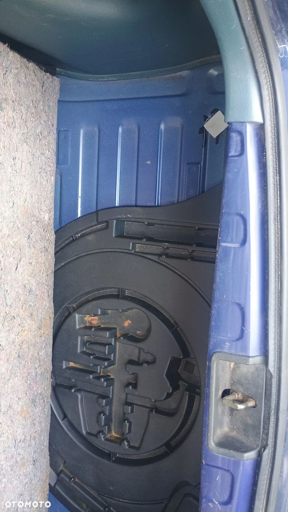 Toyota Yaris 1.0 Terra - 6