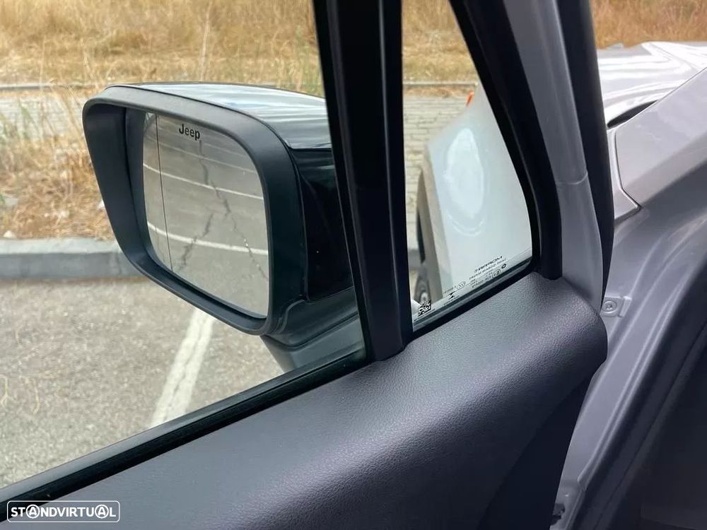 Jeep Renegade 1.6 MJD Limited DCT - 9