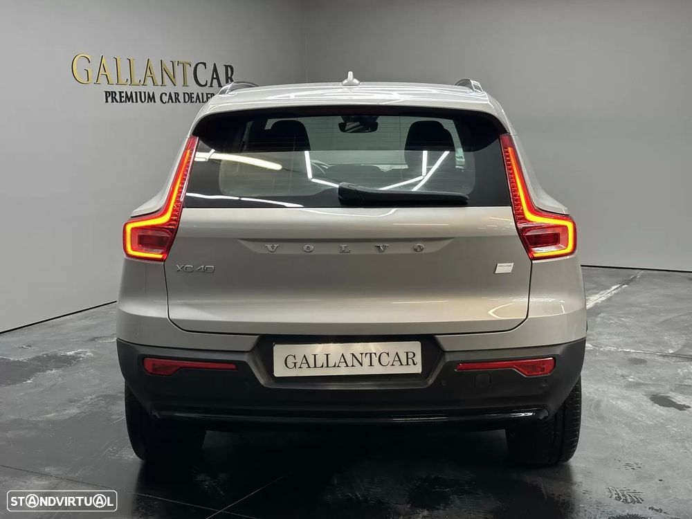 Volvo XC 40 Recharge Core - 6