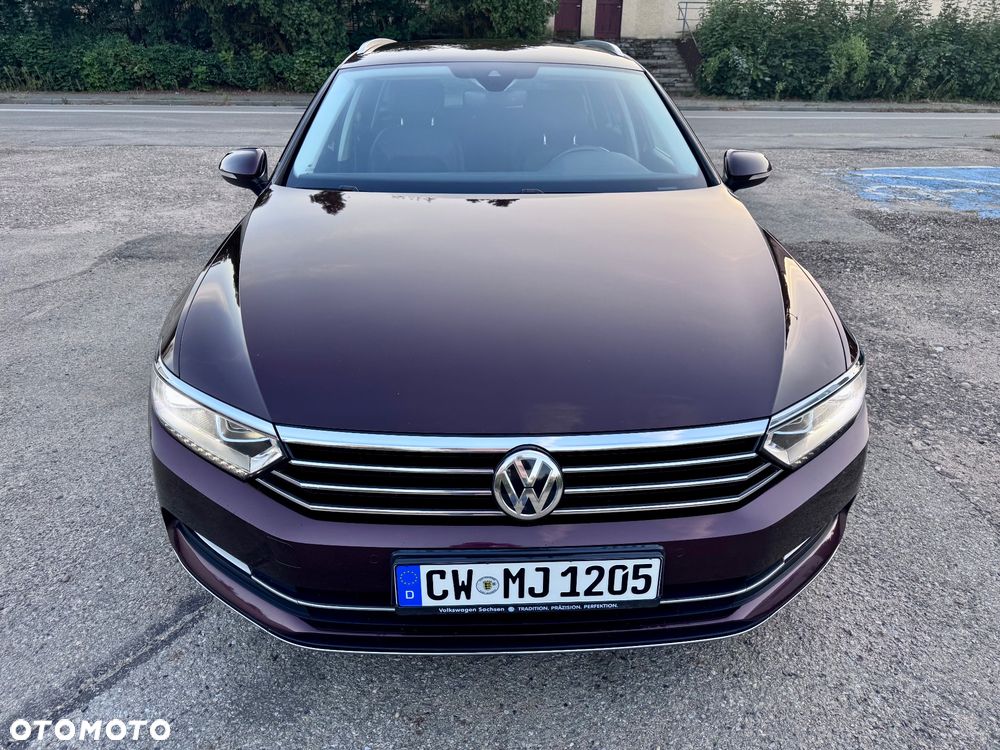Volkswagen Passat - 10