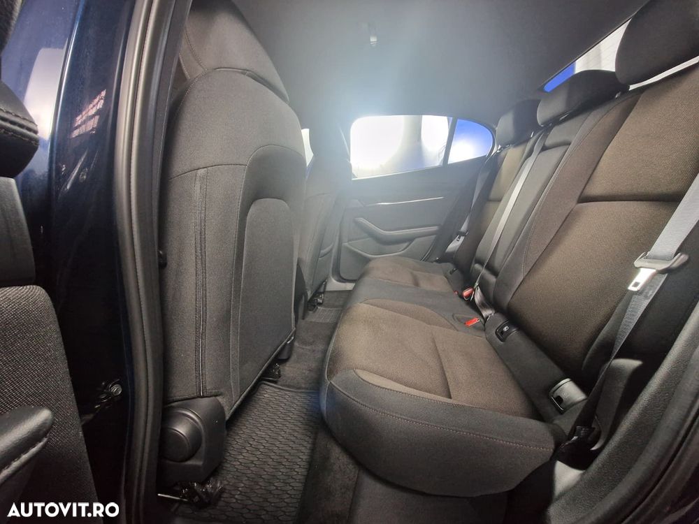 Mazda 3 G150 AT MHEV Plus - 30