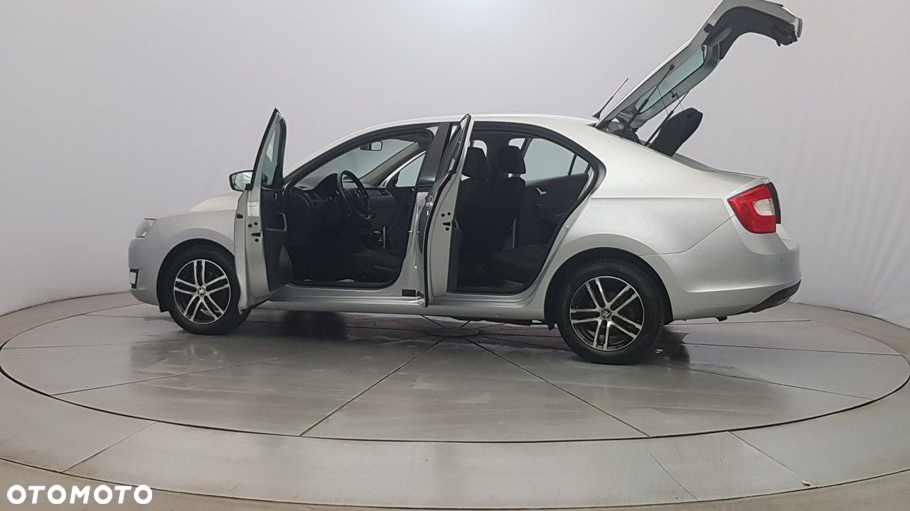 Skoda RAPID - 11