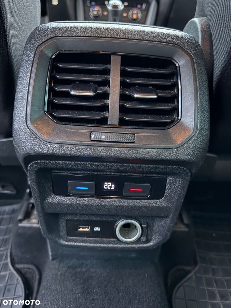 Volkswagen Tiguan 1.5 TSI EVO Trendline - 17