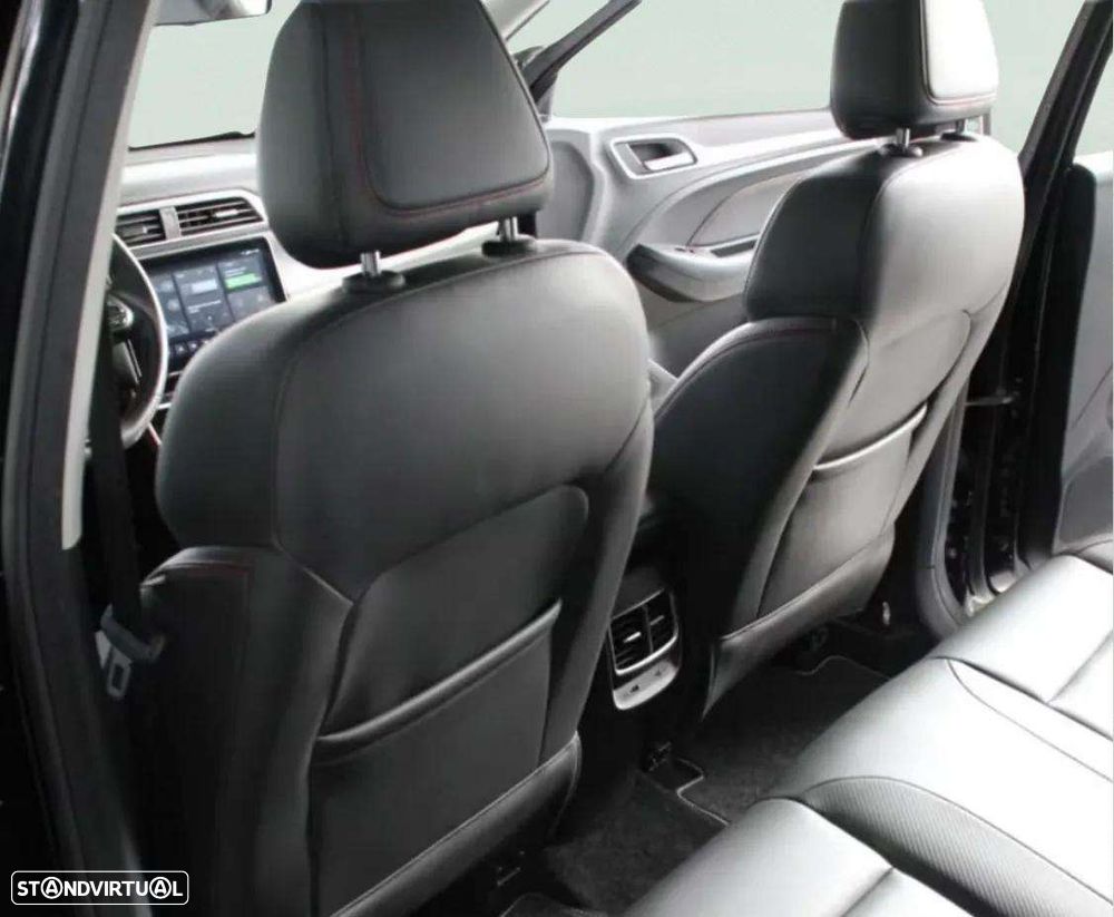 MG ZS EV 72.6 kWh Luxury - 15