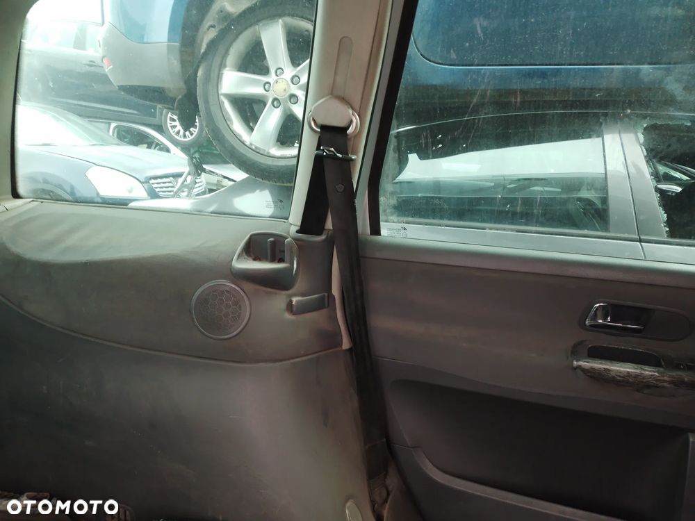 VW SHARAN I LIFT 1.9 TDI ASZ 04-10 - RADIO (8E8E) - 37