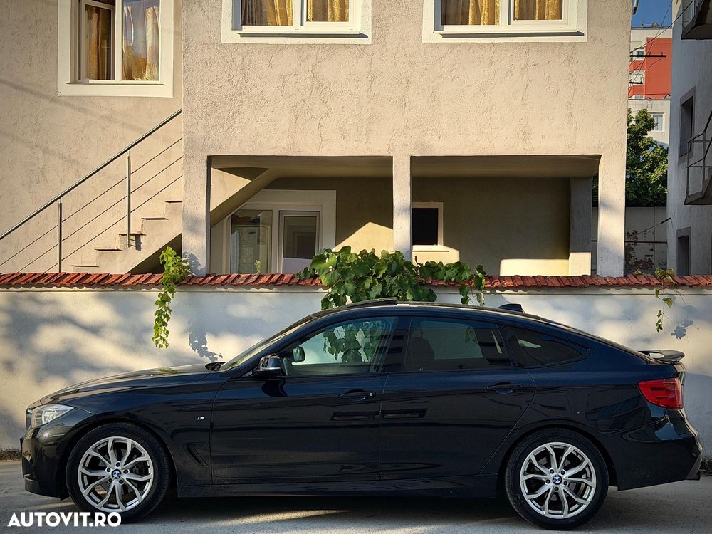 BMW Seria 3 320d Aut. M Sport - 12