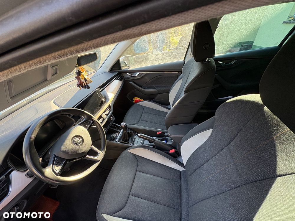 Skoda Kamiq 1.0 TSI Active - 11