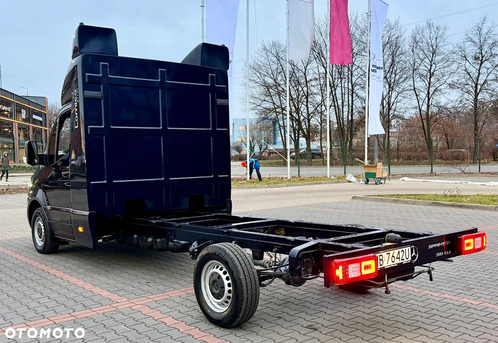 Mercedes-Benz Sprinter 319 - 5