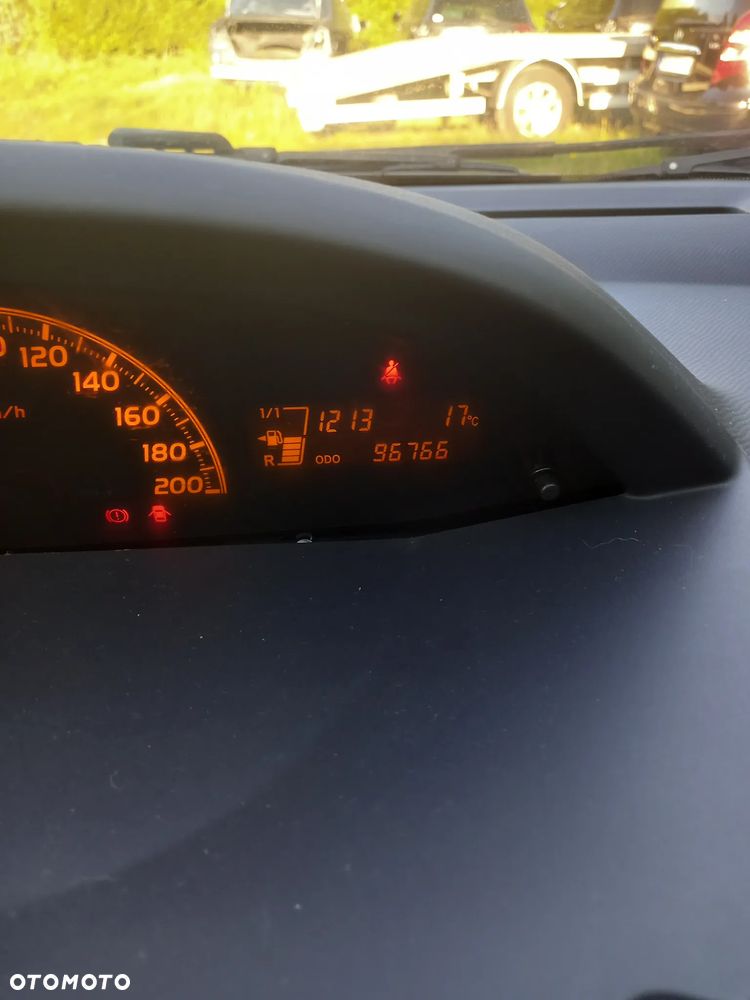 Toyota Yaris - 7