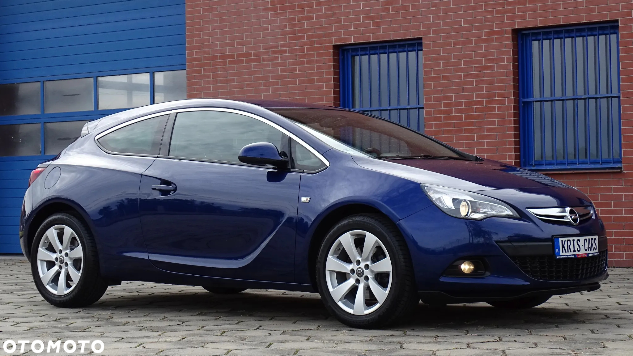 Opel Astra IV GTC 1.4 T Sport - 15