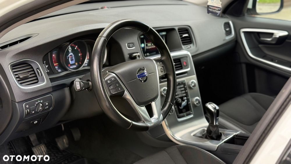 Volvo S60 D3 Linje Business - 11