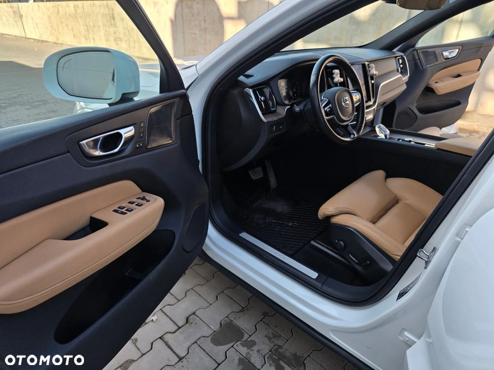 Volvo XC 60 ver-b4-d-awd-inscription - 37