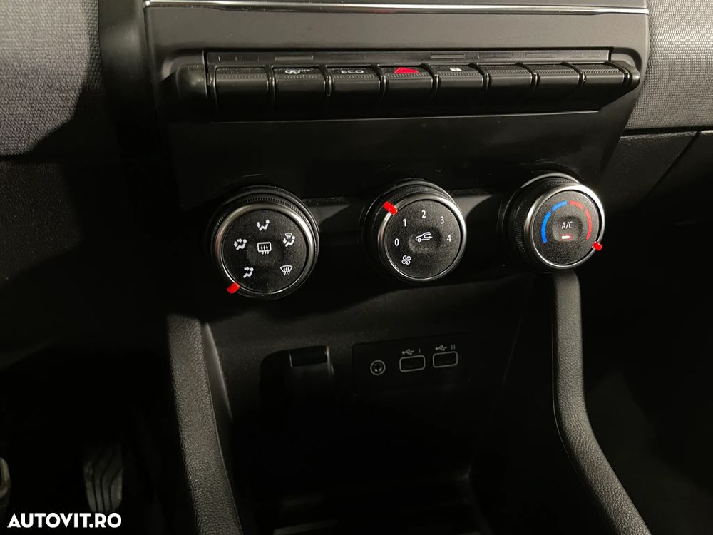 Renault Clio V Blue dCi 100 Evolution - 16