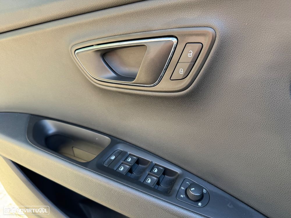 SEAT Leon ST 1.6 TDI Ecomotive Style - 14