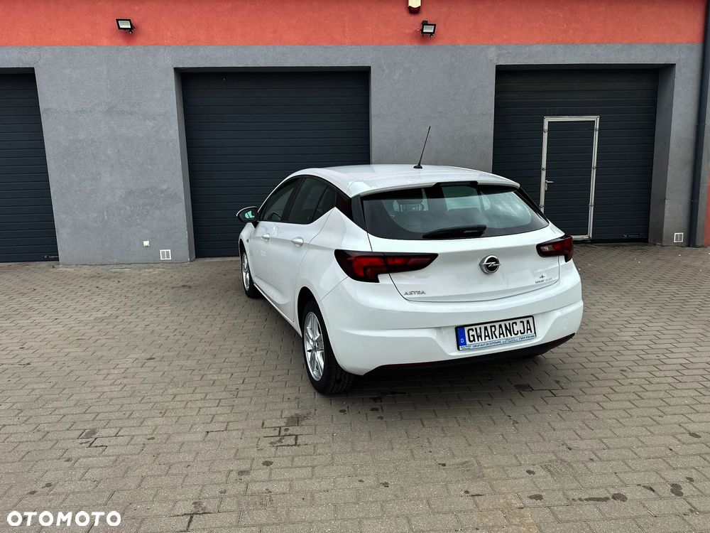 Opel Astra - 18