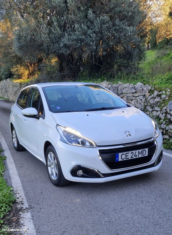 Peugeot 208 PureTech 82 Active - 4