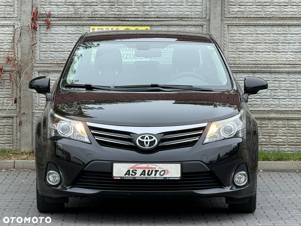 Toyota Avensis 1.8 Premium MS - 33