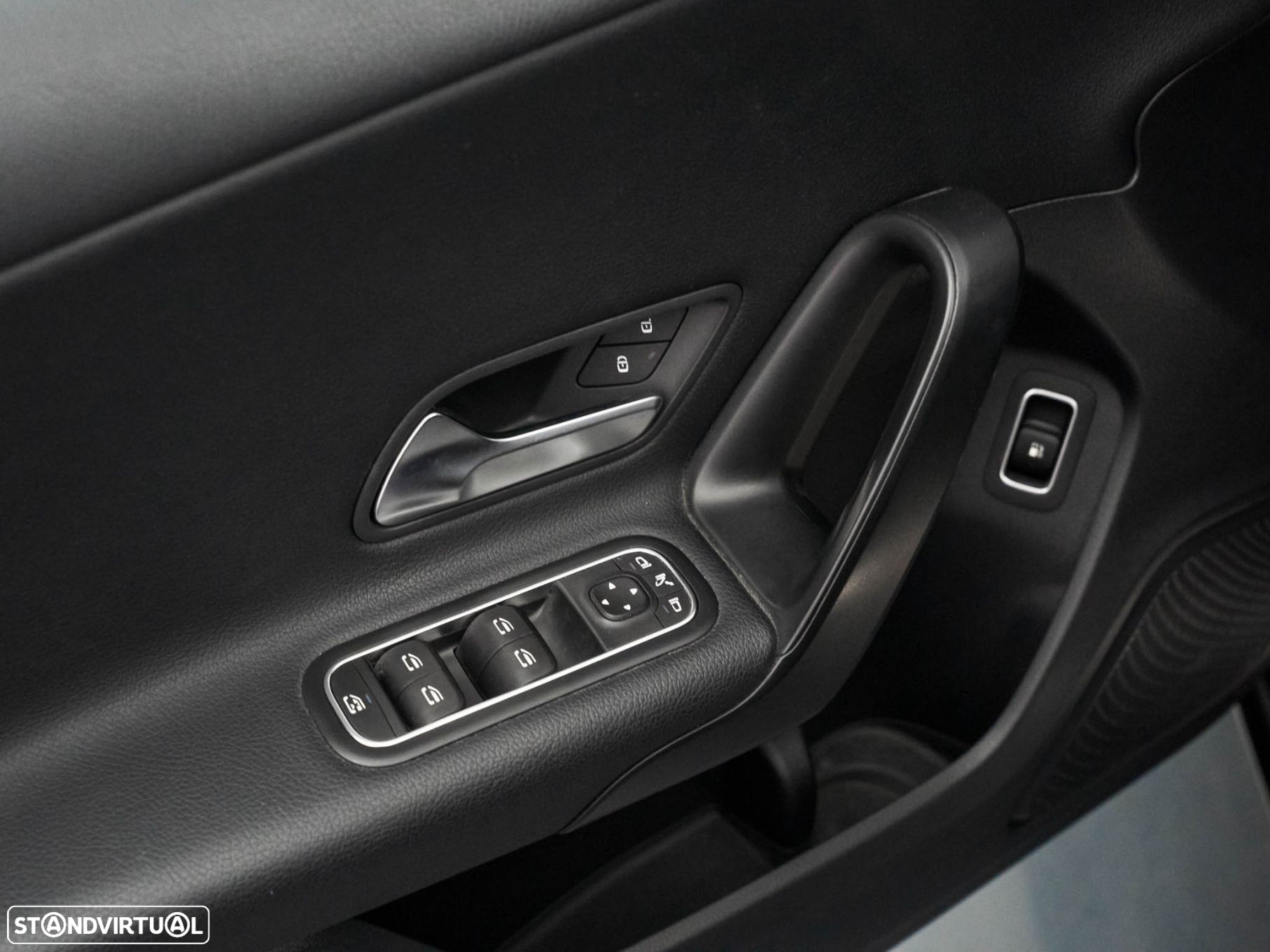 Mercedes-Benz A 250 Limousine e Style Plus - 17