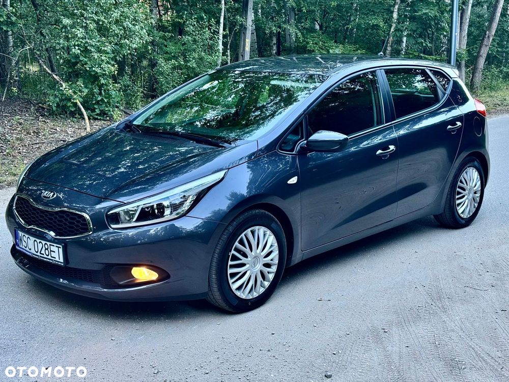 Kia Ceed 1.4 CVVT Attract - 1
