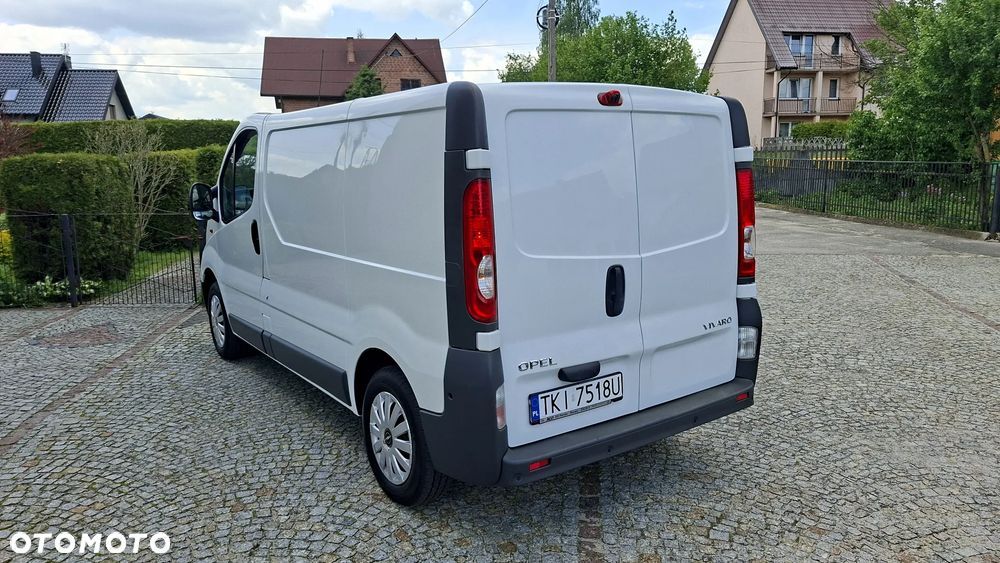 Opel VIVARO - 12
