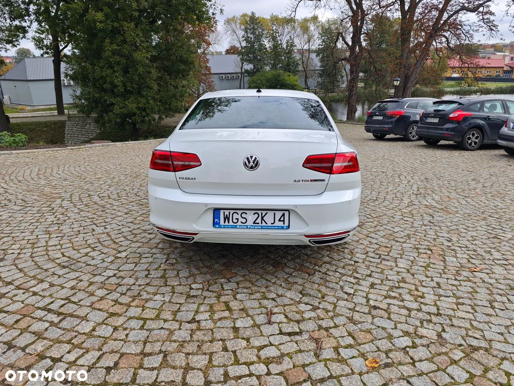 Volkswagen Passat 2.0 TDI Bi-Turbo BMT 4Mot Highline DSG - 16