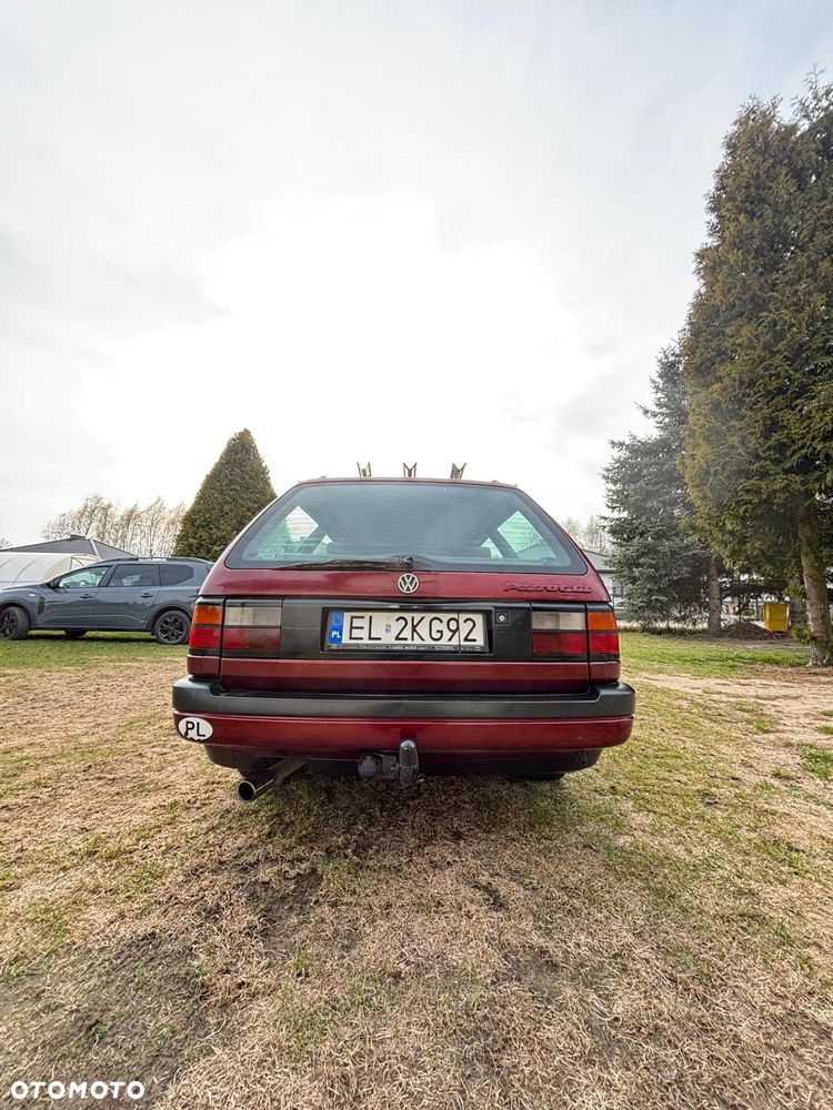 Volkswagen Passat 1.9 TD GL - 6