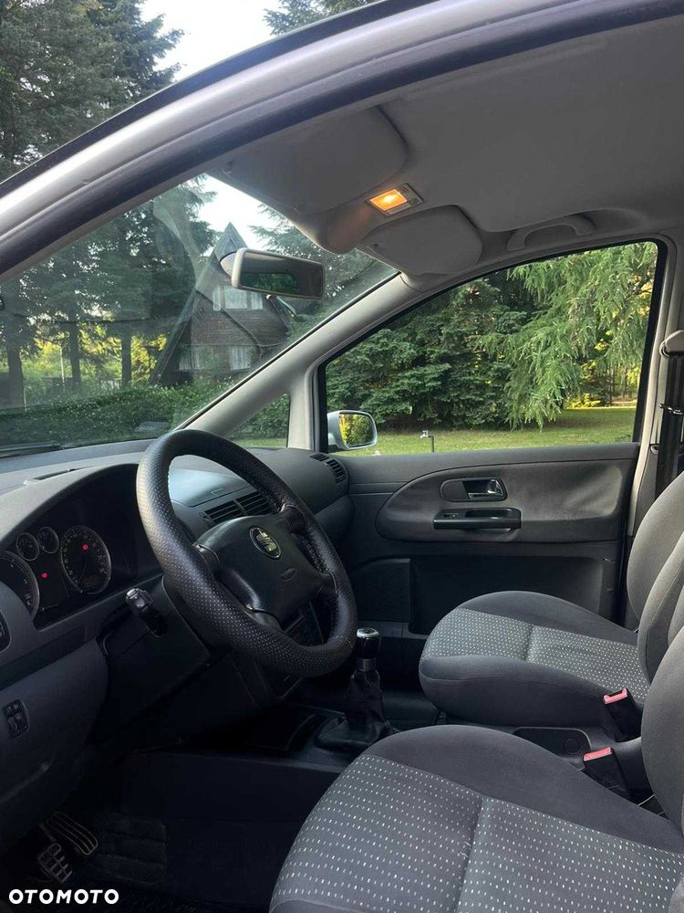Seat Alhambra 2005 photo 4