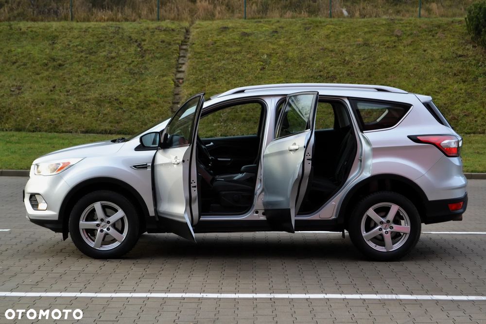 Ford Kuga 2.0 TDCi 4x4 Trend - 26