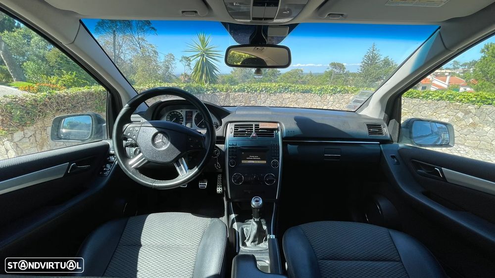 Mercedes-Benz B 180 CDI - 18